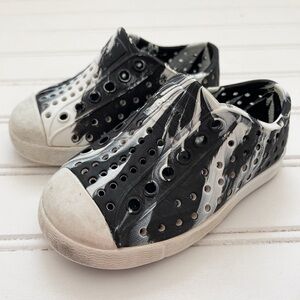 NATIVE Boys Marbled Jefferson Lightweight Waterproof Slip On Sneaker